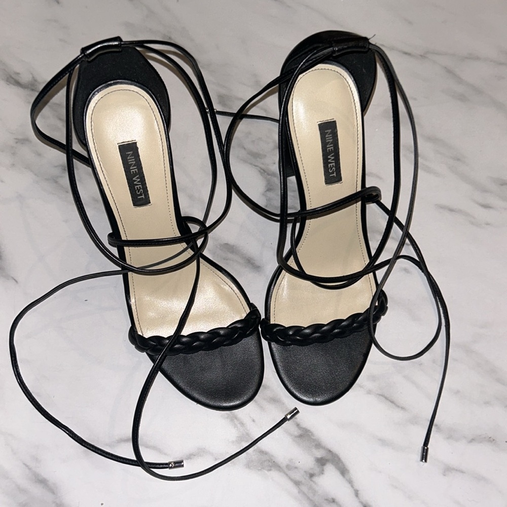 Nine West Womens Monikka Sandal Black Size 8